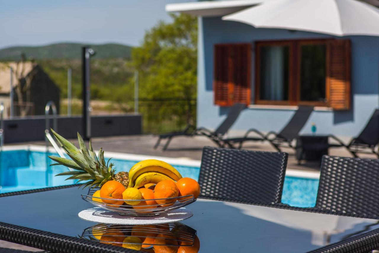 Holiday Home Villa Marija Radosic  المظهر الخارجي الصورة