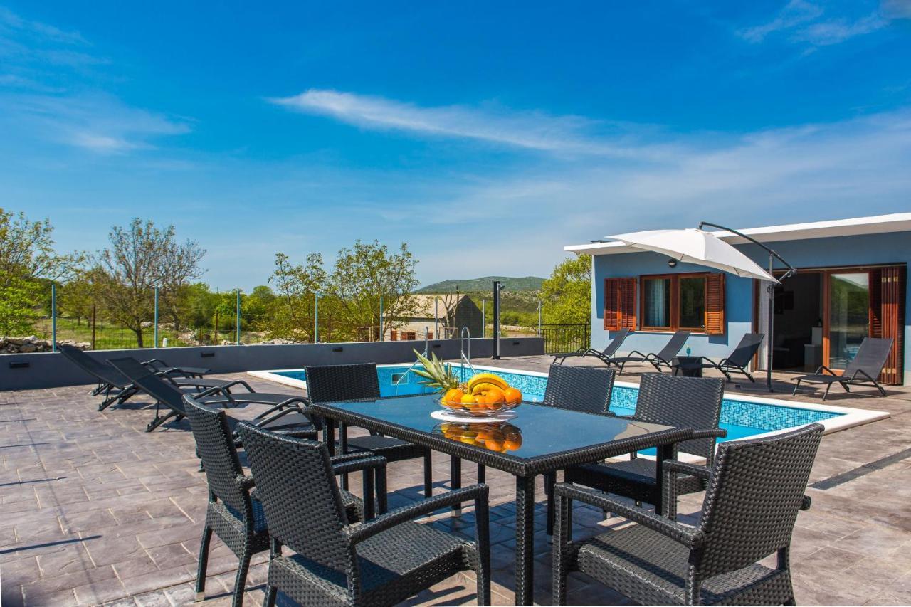 Holiday Home Villa Marija Radosic  المظهر الخارجي الصورة