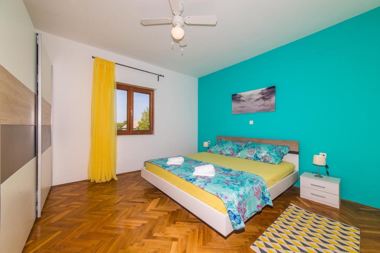 Holiday Home Villa Marija Radosic  المظهر الخارجي الصورة