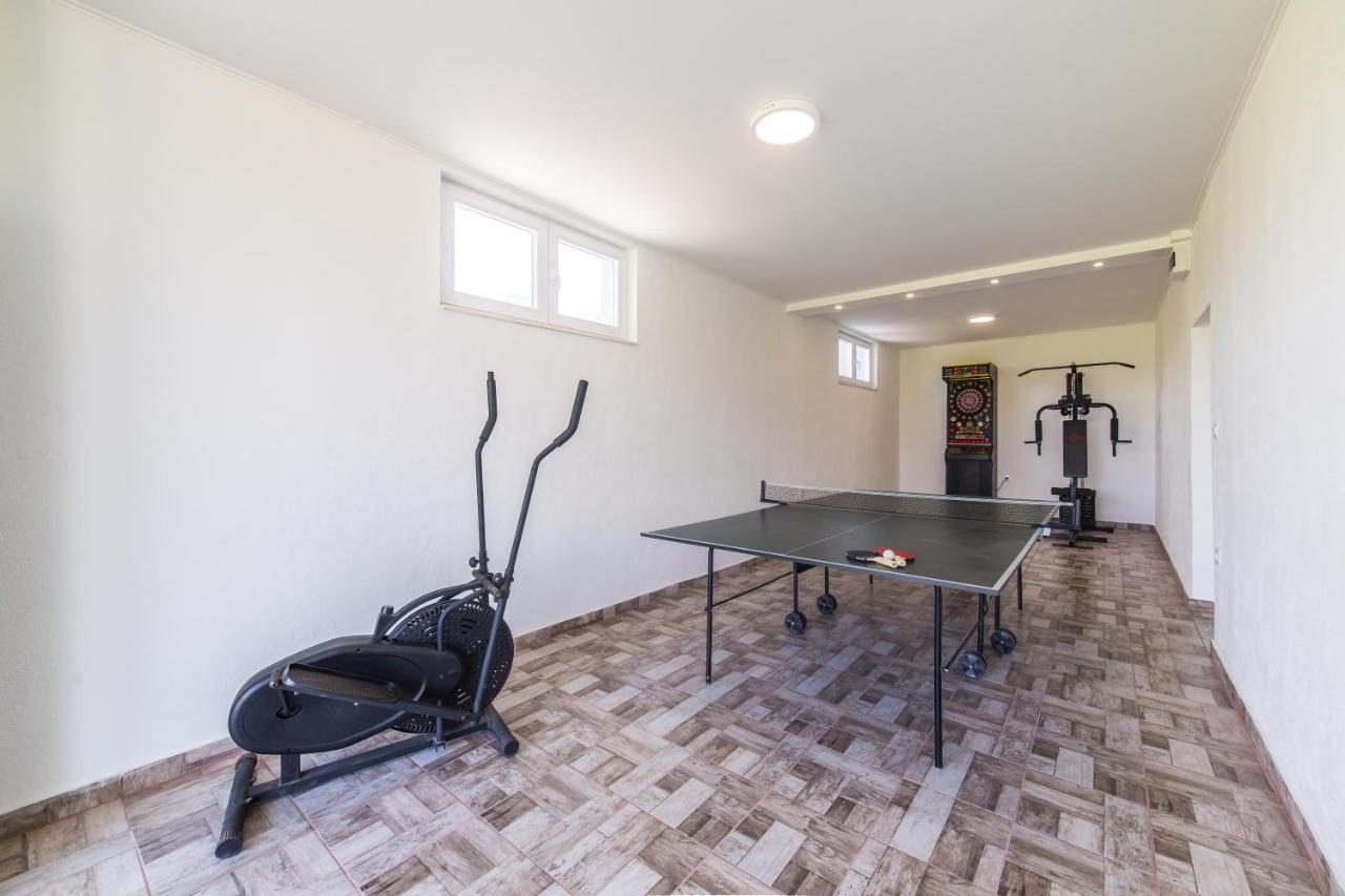 Holiday Home Villa Marija Radosic  المظهر الخارجي الصورة
