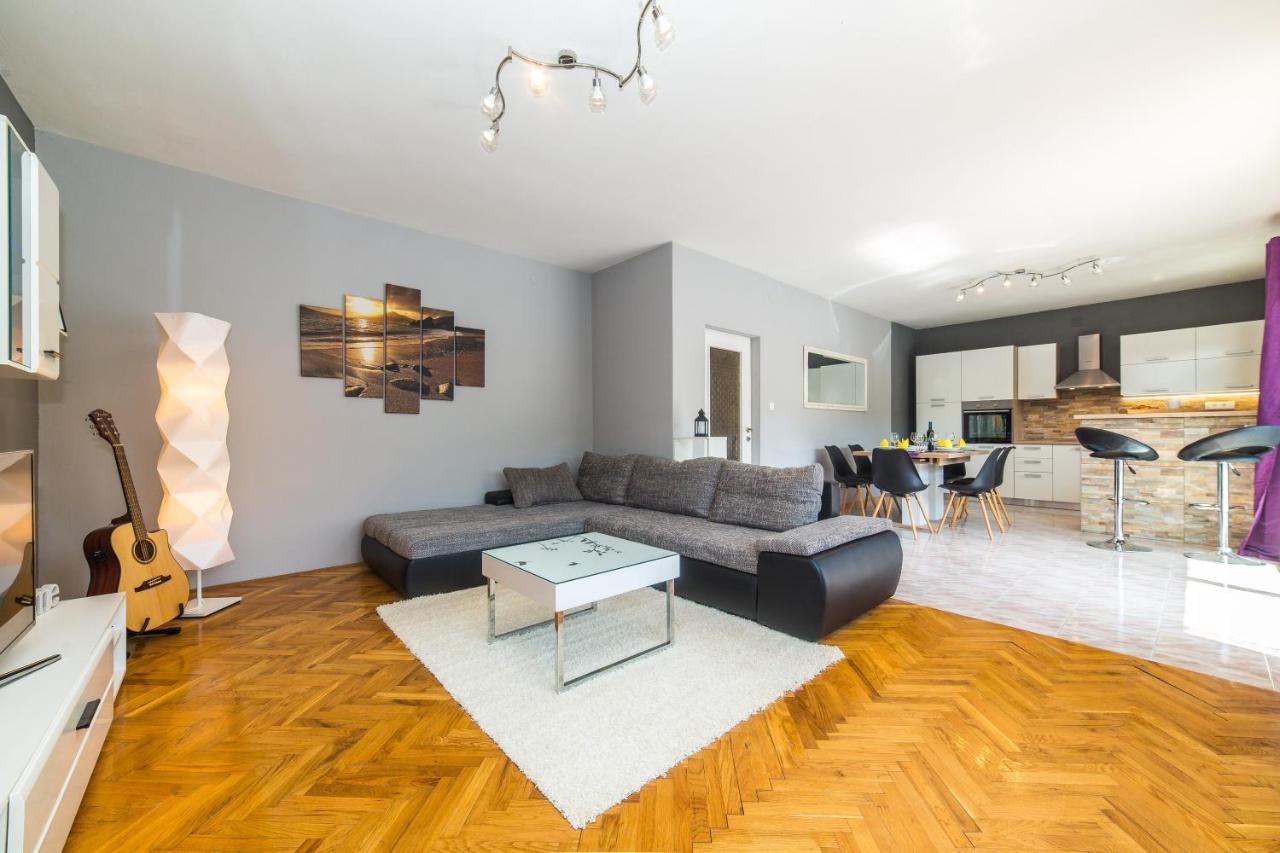 Holiday Home Villa Marija Radosic  المظهر الخارجي الصورة